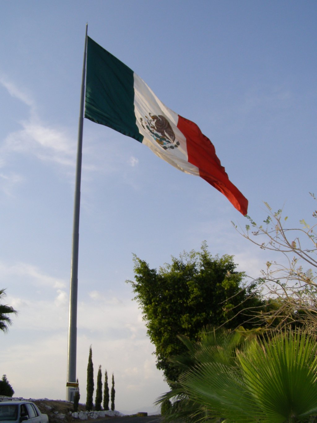 La Leyenda Del Asta Bandera Monumental Igualaonline